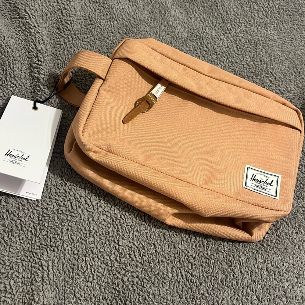 Herschel Supply Co. Chapter Toiletry Bag